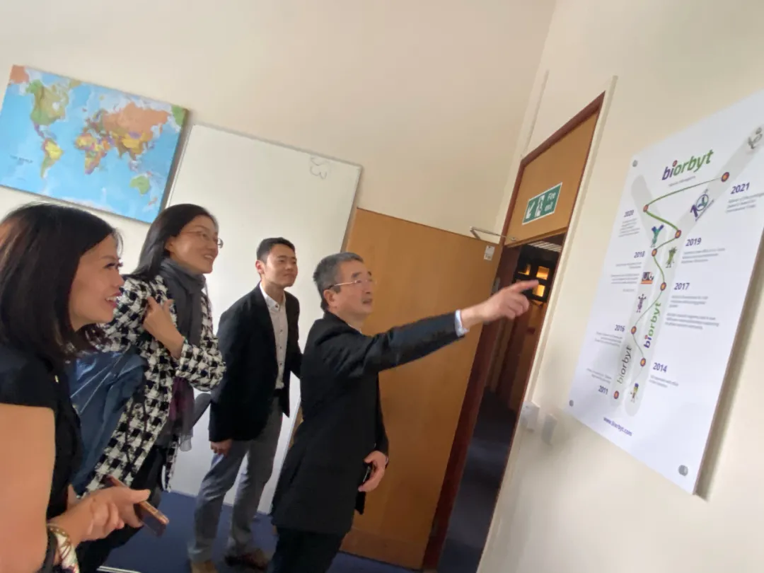 中国驻英国大使馆科技公参蒋苏南一行参观Biorbyt英国总部并了解公司发展历程