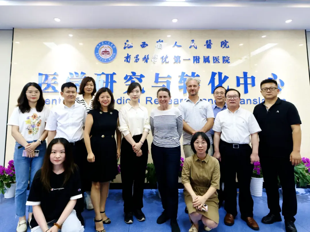 剑桥大学Clare Bryant教授与Biorbyt创始人访问江西南昌开展科研交流